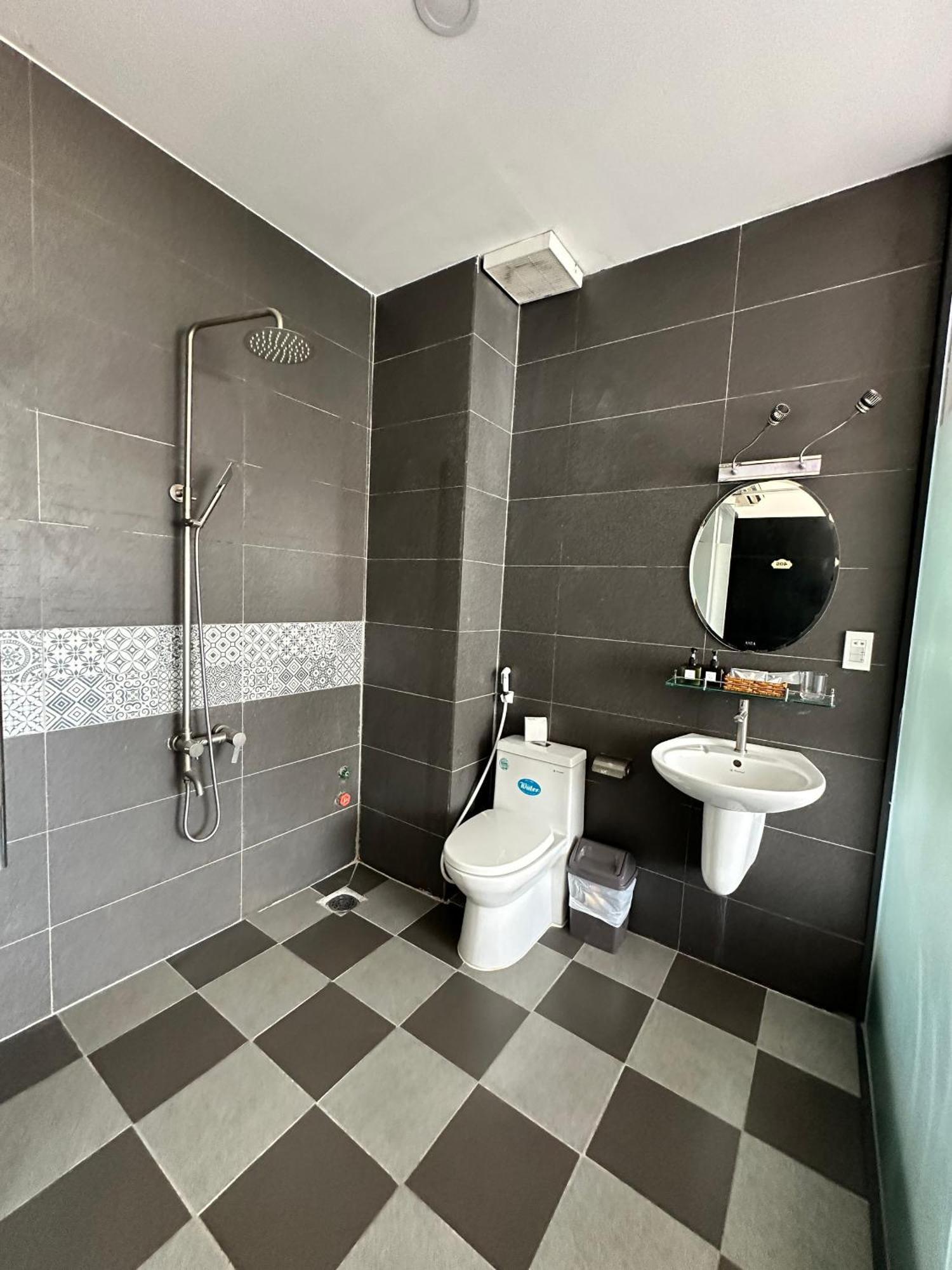 K&T Hotel - San Bay Tan Son Nhat Хошимин Экстерьер фото