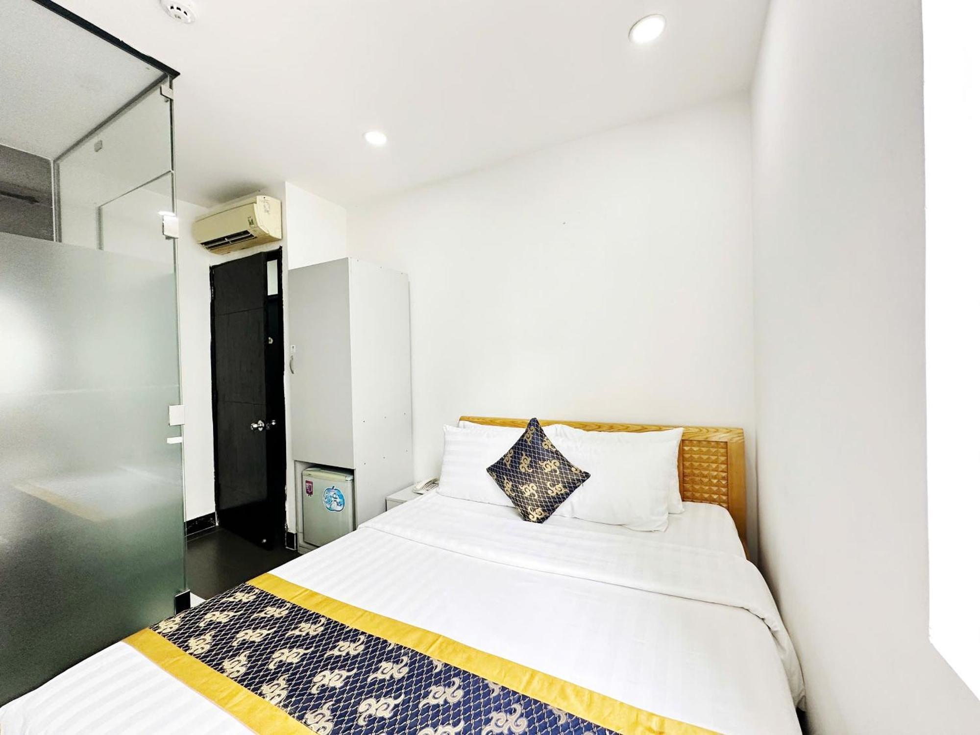 K&T Hotel - San Bay Tan Son Nhat Хошимин Экстерьер фото