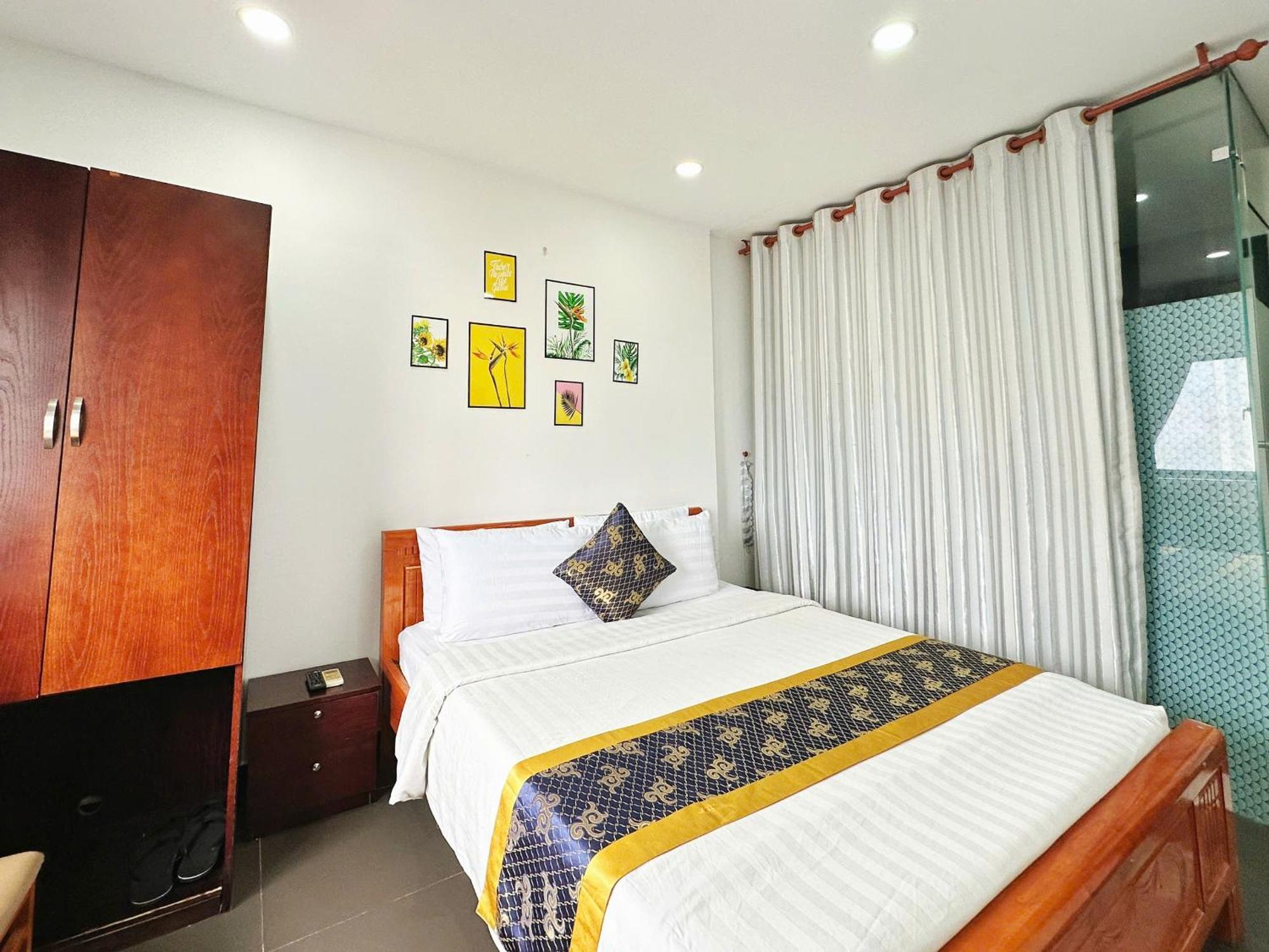 K&T Hotel - San Bay Tan Son Nhat Хошимин Экстерьер фото