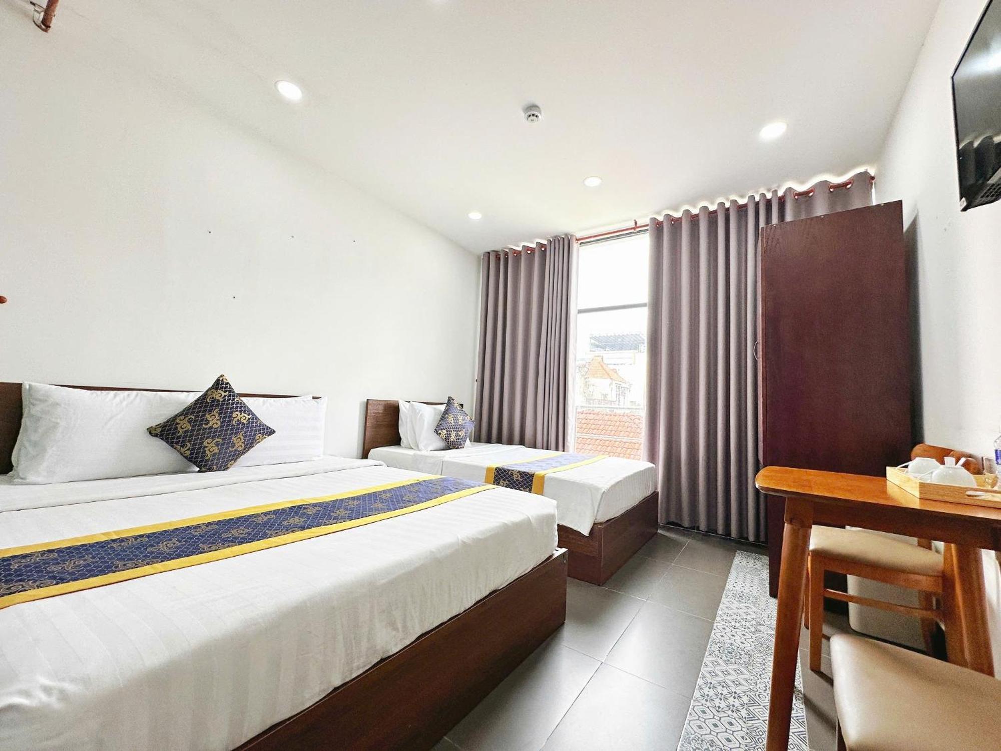 K&T Hotel - San Bay Tan Son Nhat Хошимин Экстерьер фото