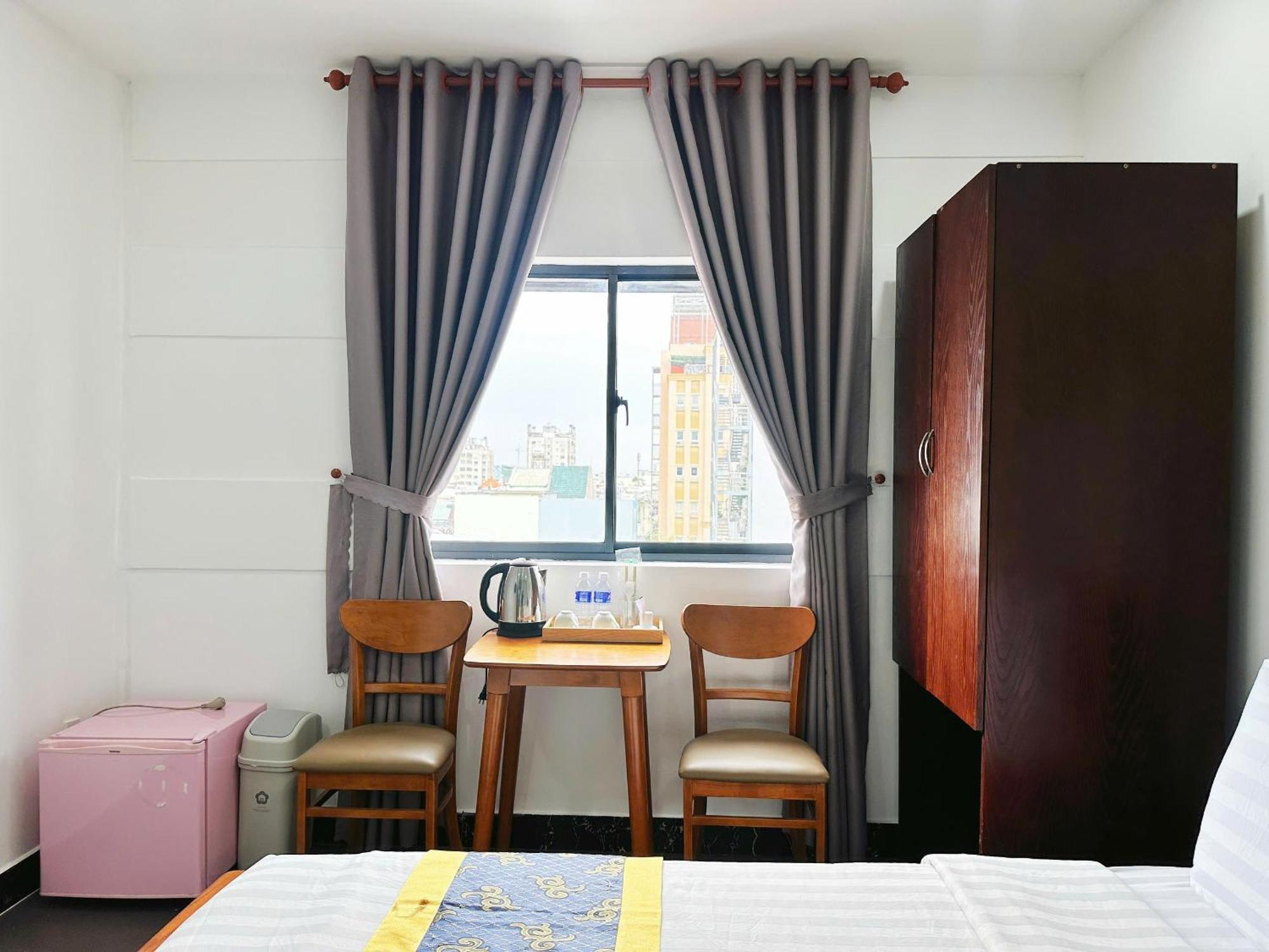 K&T Hotel - San Bay Tan Son Nhat Хошимин Экстерьер фото