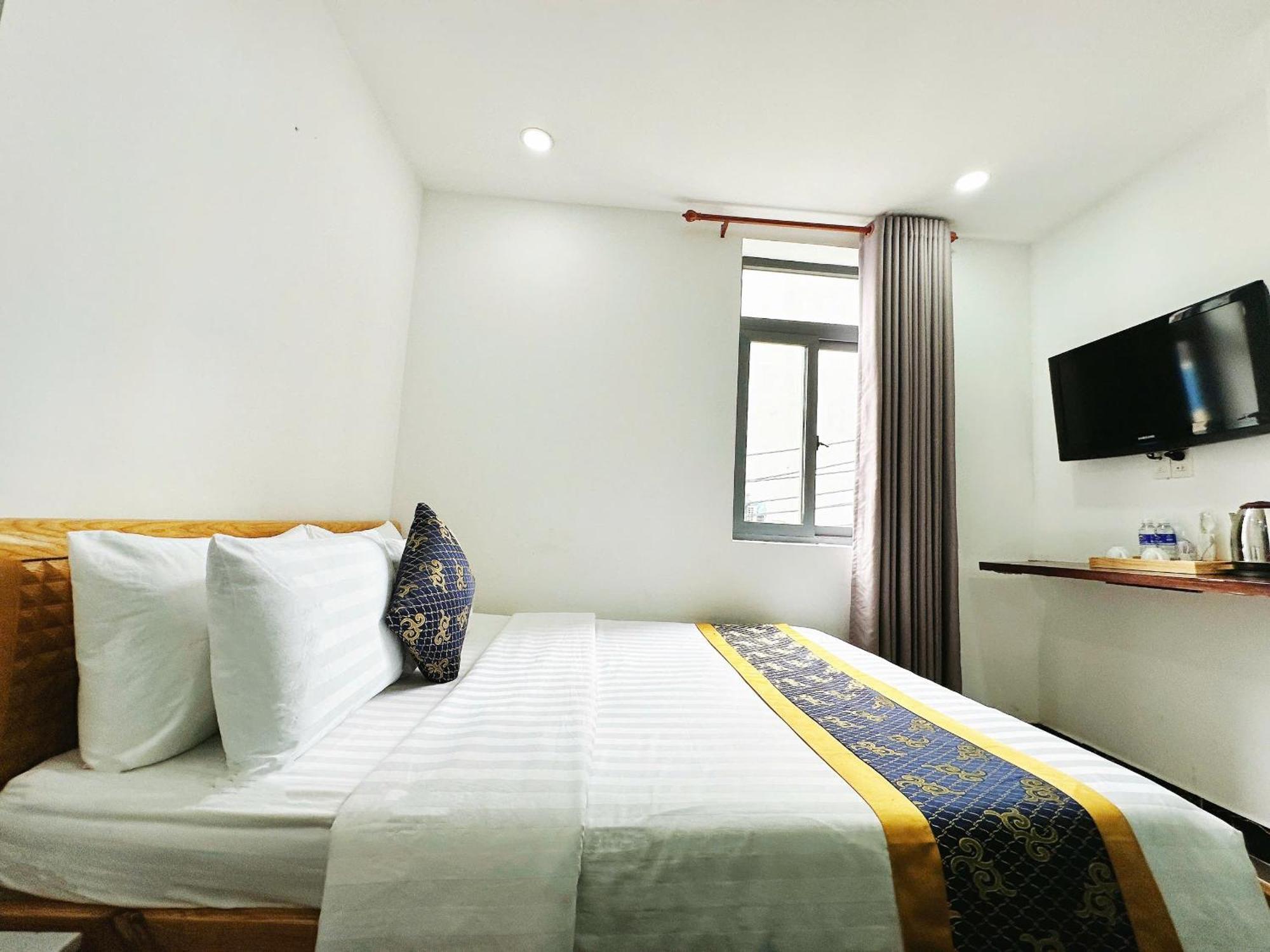K&T Hotel - San Bay Tan Son Nhat Хошимин Экстерьер фото